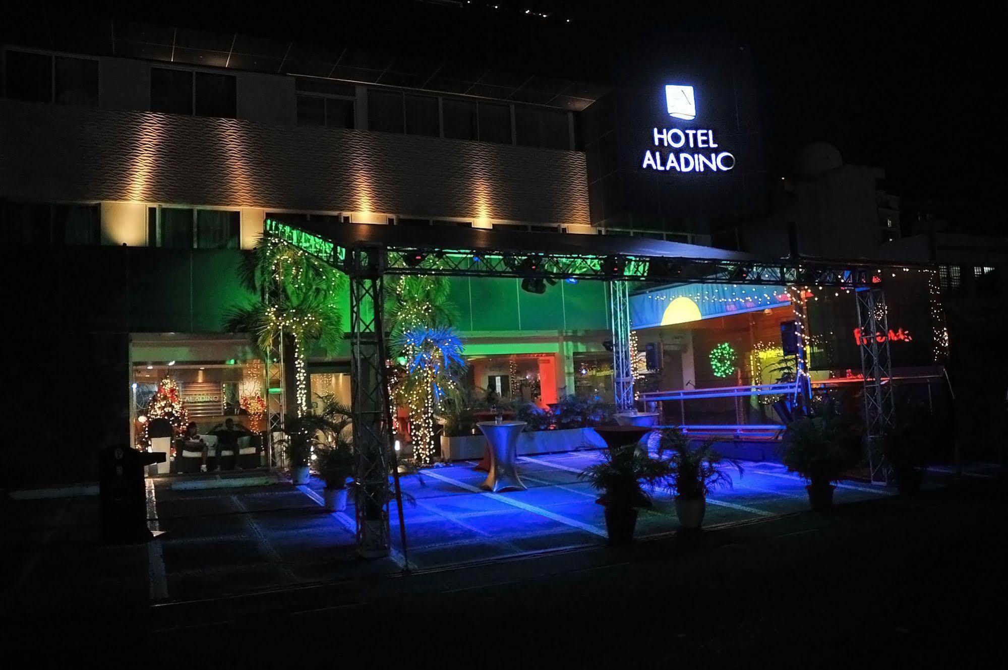 Hotel Aladino Santo Domingo Exterior foto